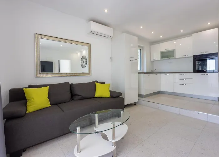 Einzigartige Casita Mit Whirlpool, Sauna, Meerblick, Grill, Privatparkplatz Crikvenica