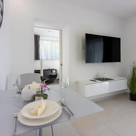 Einzigartige Casita Mit Whirlpool, Sauna, Meerblick, Grill, Privatparkplatz 度假居 茨里克韦尼察