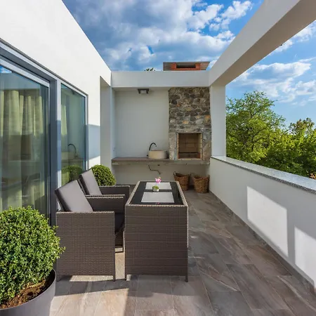 Einzigartige Casita Mit Whirlpool, Sauna, Meerblick, Grill, Privatparkplatz * 茨里克韦尼察