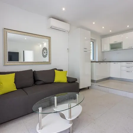 Einzigartige Casita Mit Whirlpool, Sauna, Meerblick, Grill, Privatparkplatz 茨里克韦尼察