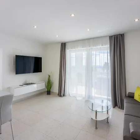 Einzigartige Casita Mit Whirlpool, Sauna, Meerblick, Grill, Privatparkplatz * 茨里克韦尼察